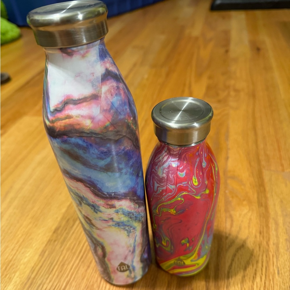 Stainless steel water bottles